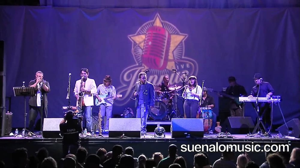 Suenalo at Jannus Live, June 2011