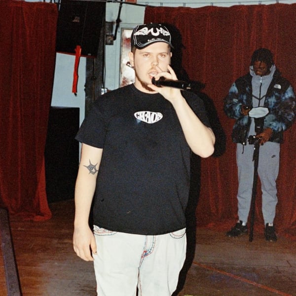 LUNA (feat. LP Vino) image