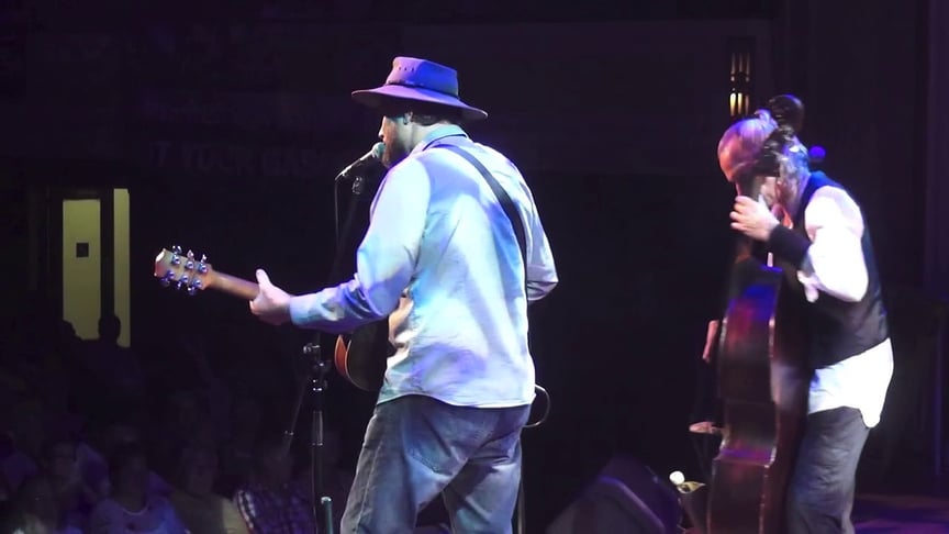 'Sing It Like Johnny Cash' - Luke Vassella live at Tamworth Town Hall