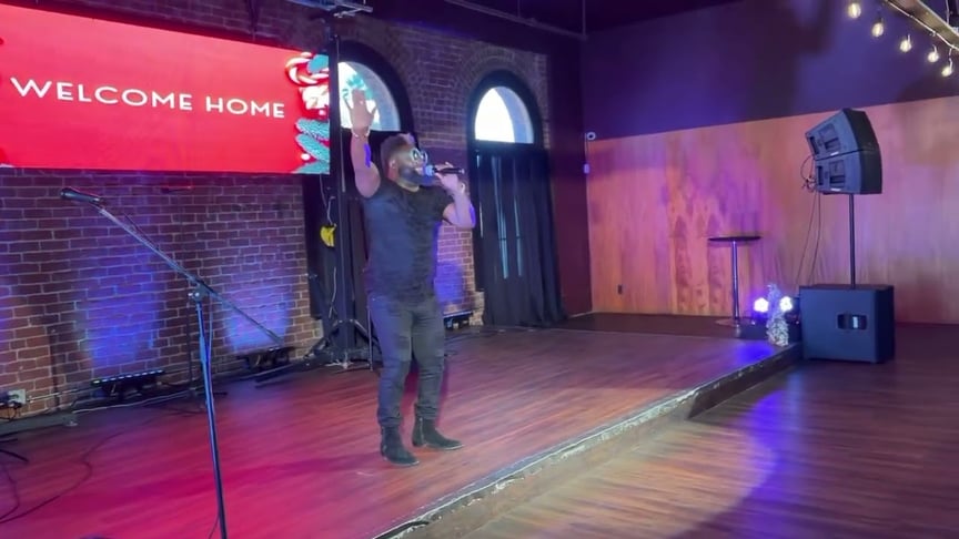 Robert Hawkins- “Jesus What a Wonderful Child” remix!! “Relevant Church” in Riverside, CA 12/24/23