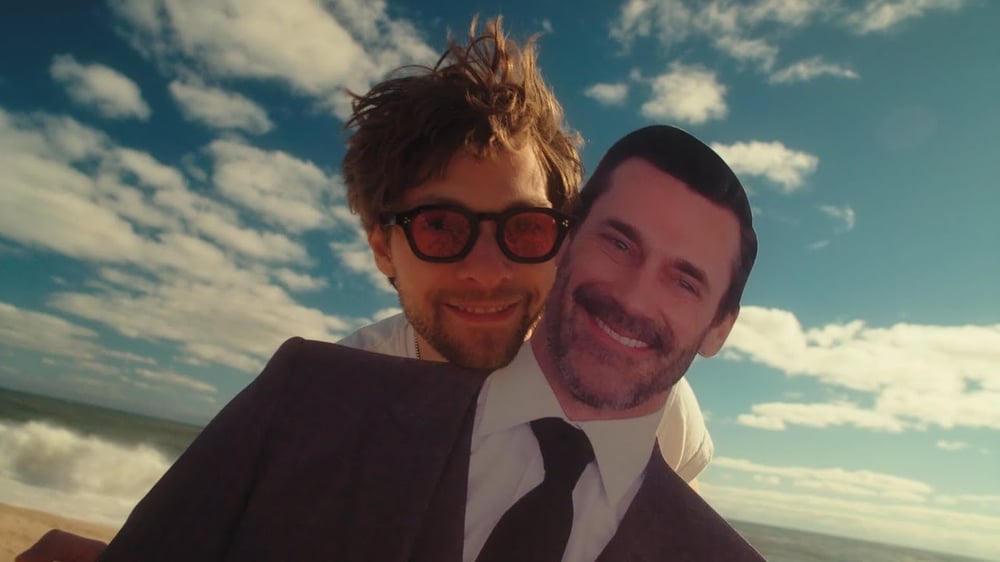 Loose Buttons - I Saw Jon Hamm At The Beach (Official Video)