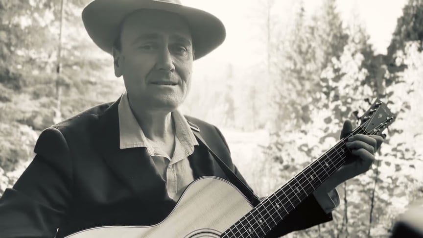 "Do Unto Others" - Billy Bragg cover by Luke Vassella 'Songs From Lost Lake'