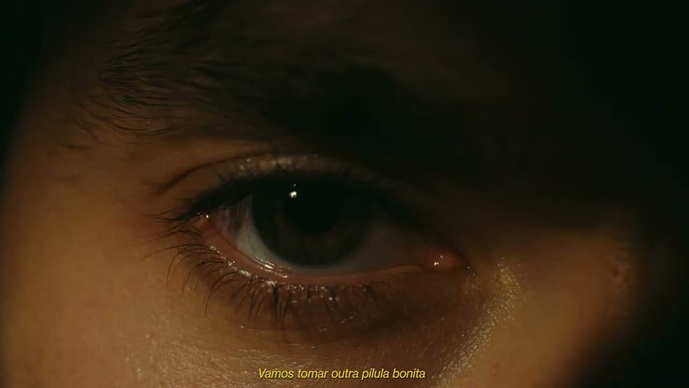 BOBI ANDONOV - Pretty Pills [Portuguese Lyric Video]
