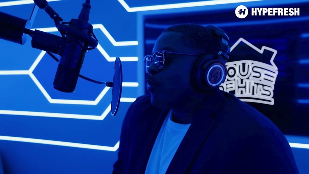 QMOSHYN HOUSE OF HITS IN-STUDIO VIDEO #RADIOPUSHERS #QMOSHYN #VIRALDOPE #newmusic