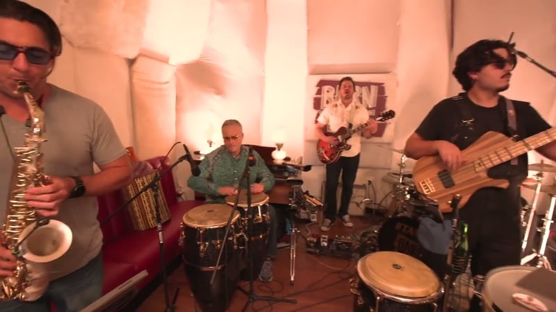 The Cometeers  - Live at Barn Time -  "Rumbafish"
