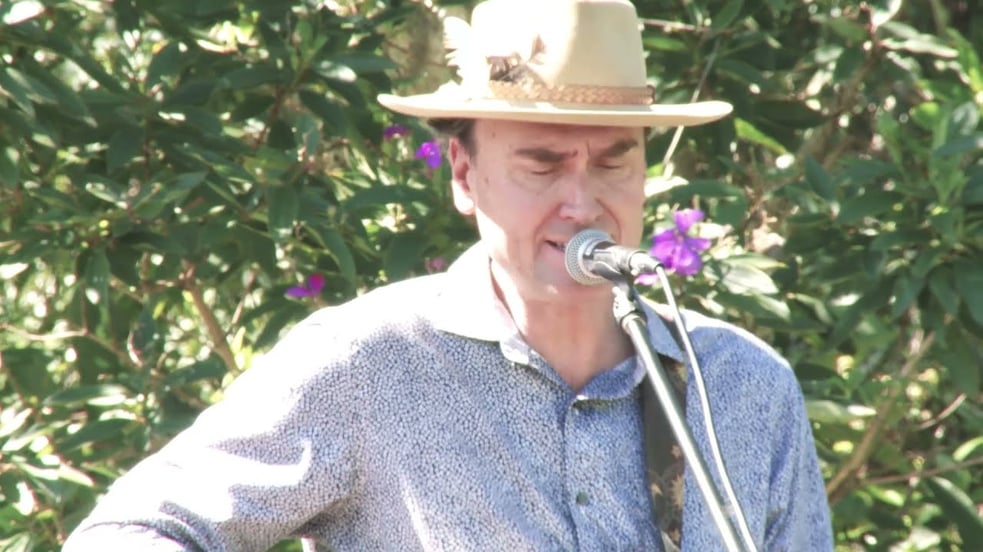 'How Long?' - The Oak Avenue Allstars live in Byron Bay