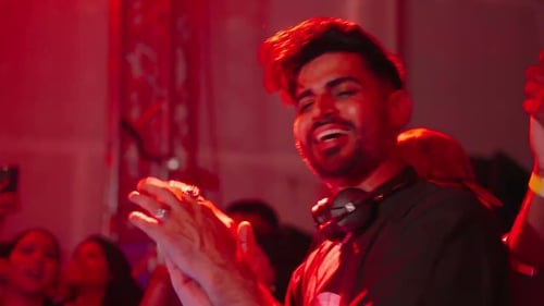 Piya Ghar Aaya (Remix) Live - Nusrat Fateh Ali Khan & Asad