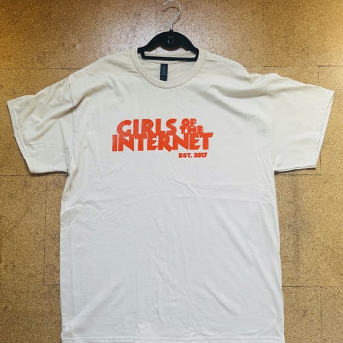 LIMITED HAND-STAMPED T-SHIRT - ORANGE ON SAND