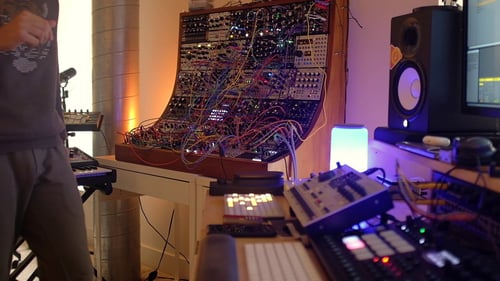 Jamuary 5th - Drum and Bass jam (Analog Rytm II, Ensemble Oscillator, Akemie's Taiko)