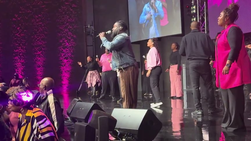 🎵 Robert Hawkins “Things Will Work Out” Live at Kingdom in the Valley Christian Church | Phoenix, AZ