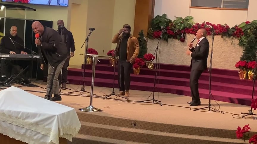 He’s Able- Robert Hawkins- Mic Toss!!!! @ Valley Fellowship SDA Church in Rialto, CA. 12/30/2023