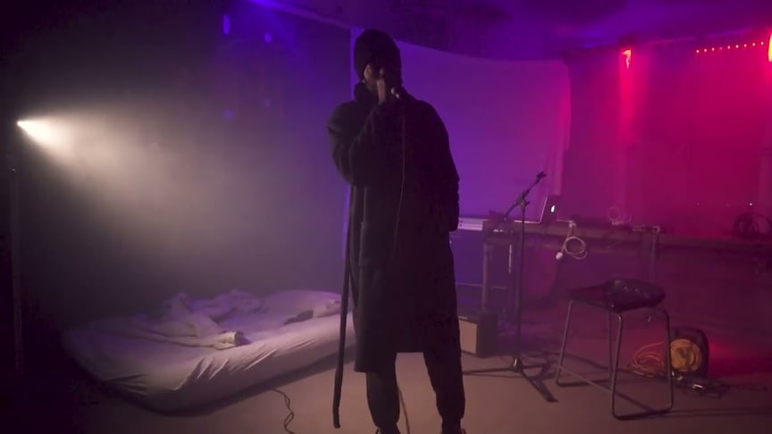 You’re Gonna Carry That Weight (Play Extract)