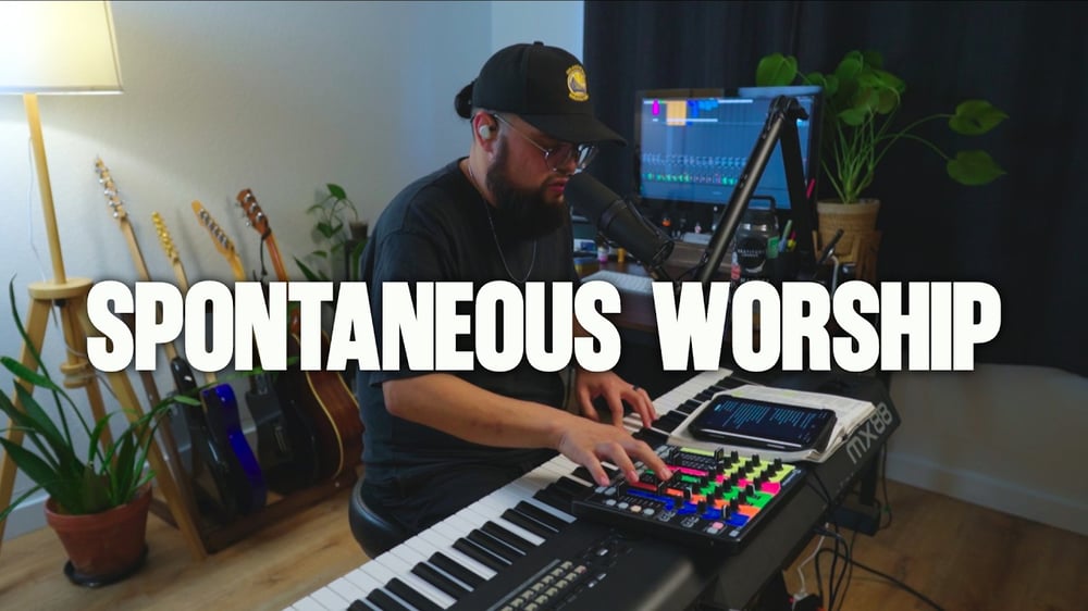 God Is In This Room: Spontaneous Worship & Prayer - ALTR PRAYER ROOM | EP010