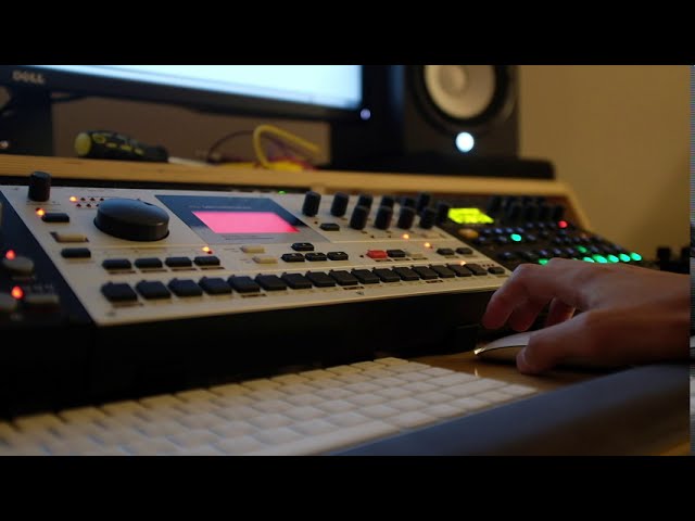 Deep groove (Machinedrum, Summit, eurorack, guitar) - extended