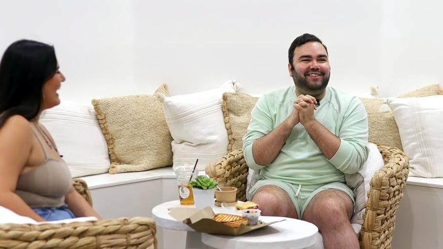 David Diaz On Being Vulnerable with "Only I Get Sad" | Music On The Menu