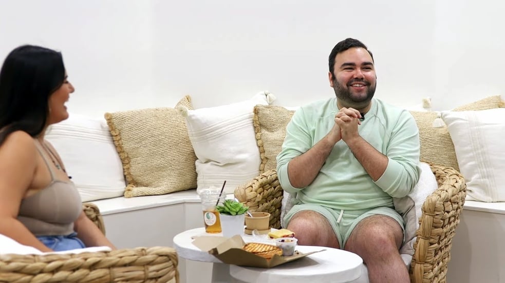 David Diaz On Being Vulnerable with "Only I Get Sad" | Music On The Menu