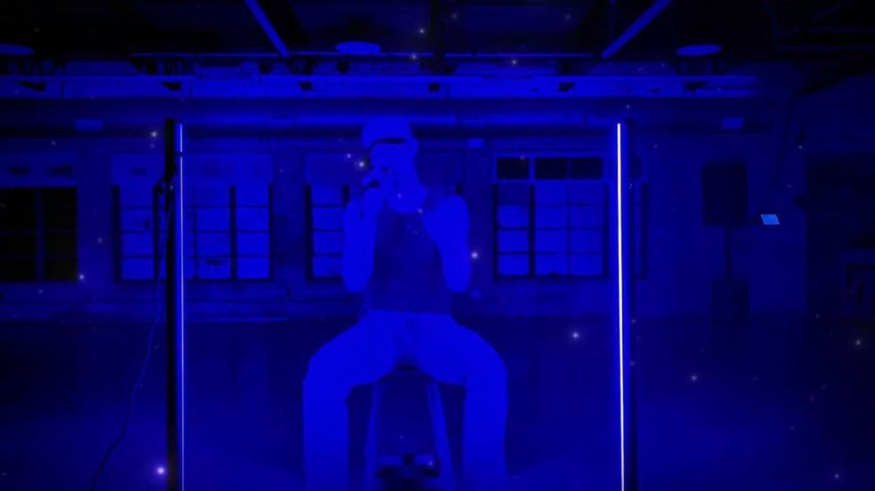 Leo Von Sol – Good Night (Live Performance)
