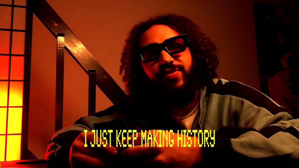 SeanLevel & Fukkit - Mona Lisa (feat. Romay) (Official Music Video)