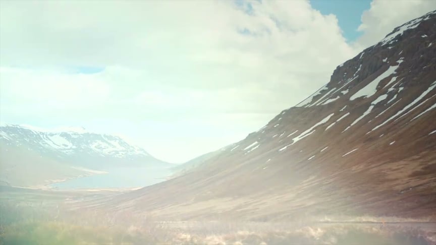 Dear Gravity & Domy Castellano • Distant Voice (Official Video)