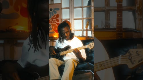 When life goes to hard on you, you just need to slow down #dreamyvibe #groove #bass