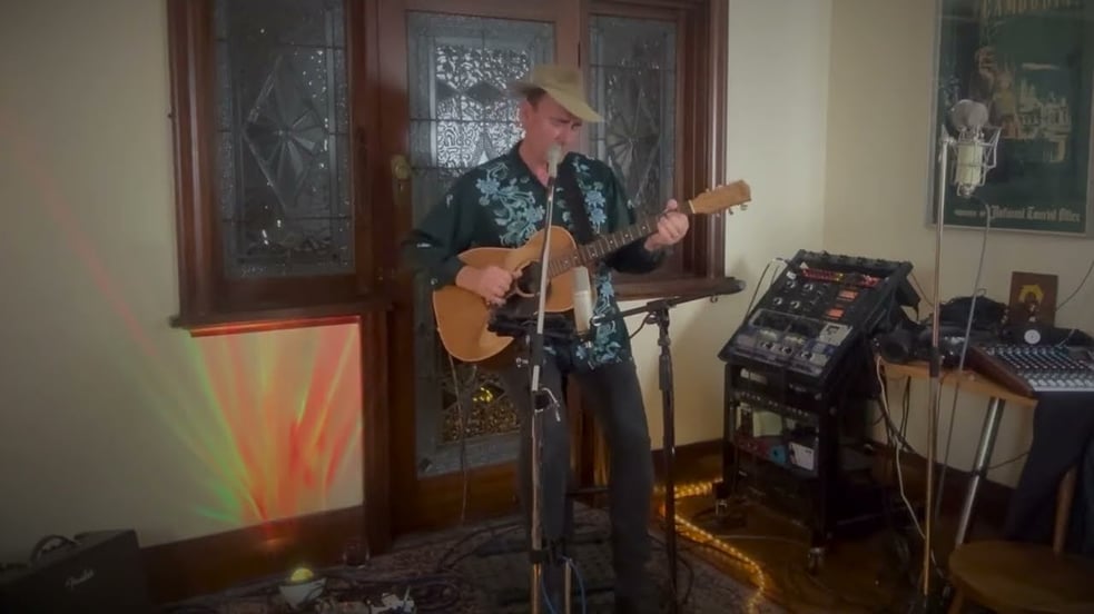 'Love Breaks Through'- Luke Vassella live at Steve’s