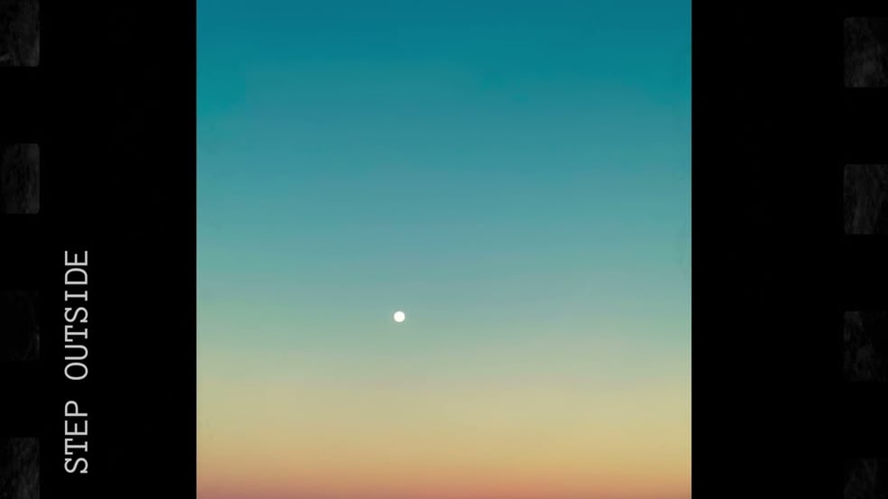 Julia Norah - Step Outside (Official Audio)