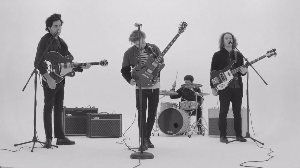 Loose Buttons – Am I The Only Reason (Official Video)
