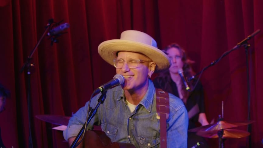 Gary Jules - Three Cheers for Tuesday - Live at the Hotel Cafe