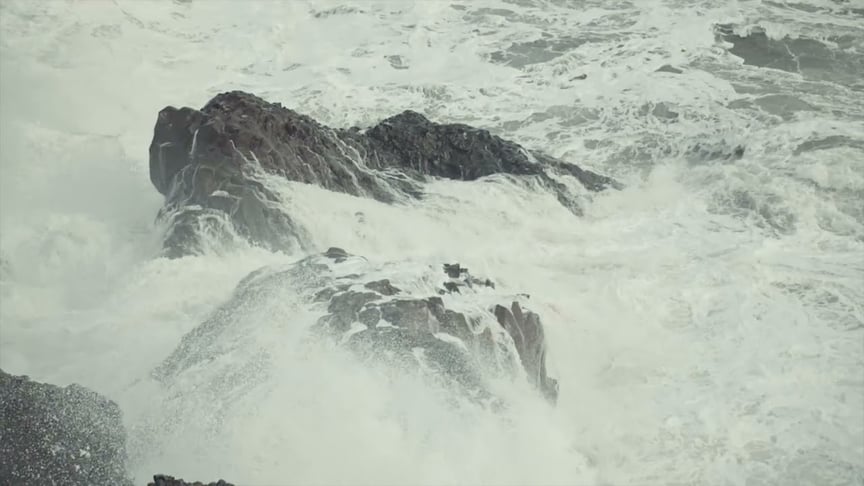 Dear Gravity & Domy Castellano • Distant Voice – Illuminate Remix (Official Video)