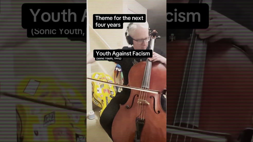 Sonic Youth on cello #cellorock