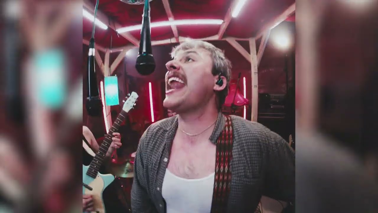 Company of Portraits - Official Live Session