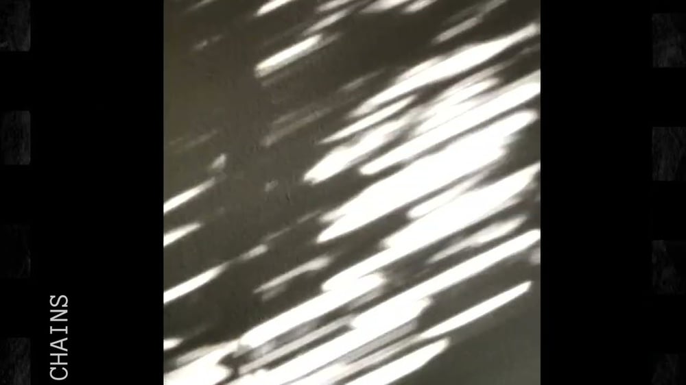 Julia Norah - Chains (Official Audio)