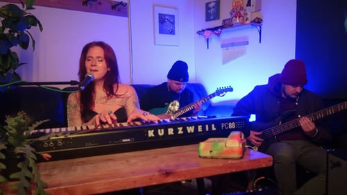 Suzanne Sheer - "Dust" (2026 Tiny Desk Submission)