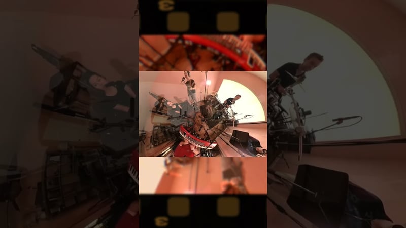 Pluck me something good 🎸