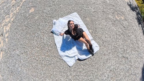 Je55ie - Quit (Official Visualizer) - For Anyone Who Stayed Too Long With the Wrong Person