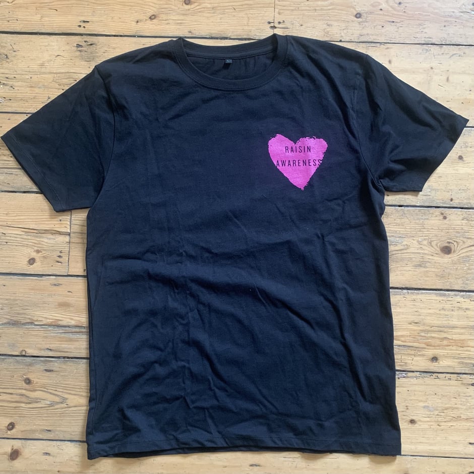 Never Ending Story Pocket Design T-Shirt