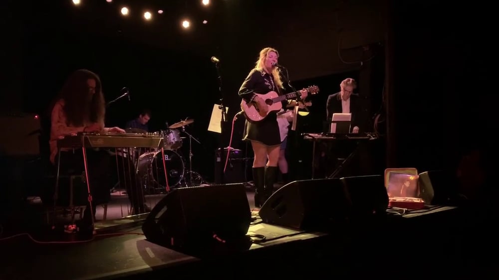 'I Slipped, I Stumbled, I Fell' - Lo Carmen - live at Grand Ole Echo June 2019