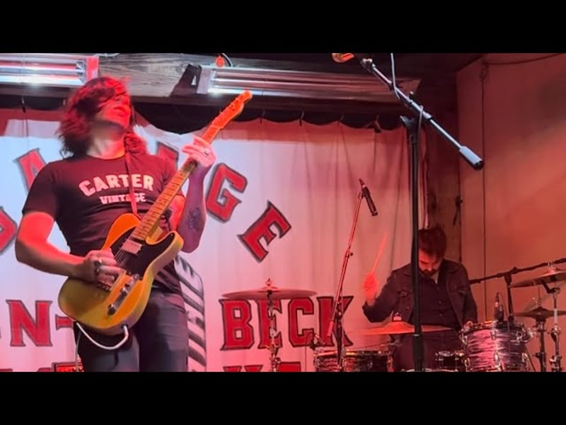 7 Train LIVE IN SLC - Rett Smith - Guitar Solo!