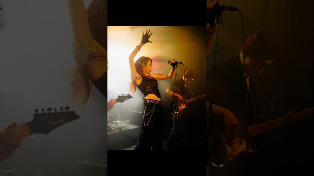 time to mosh ⚡ #hardrock #moshpit