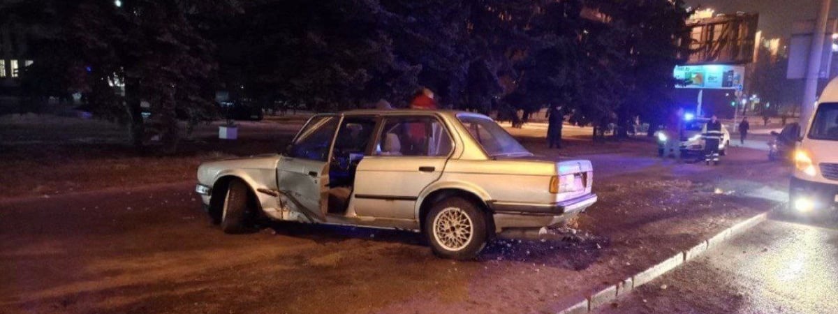 В Минске при столкновении трёх легковушек пострадали двое детей — Видео