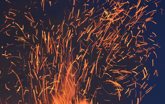 Детская шалость могла быть причиной пожара с четырьмя погибшими