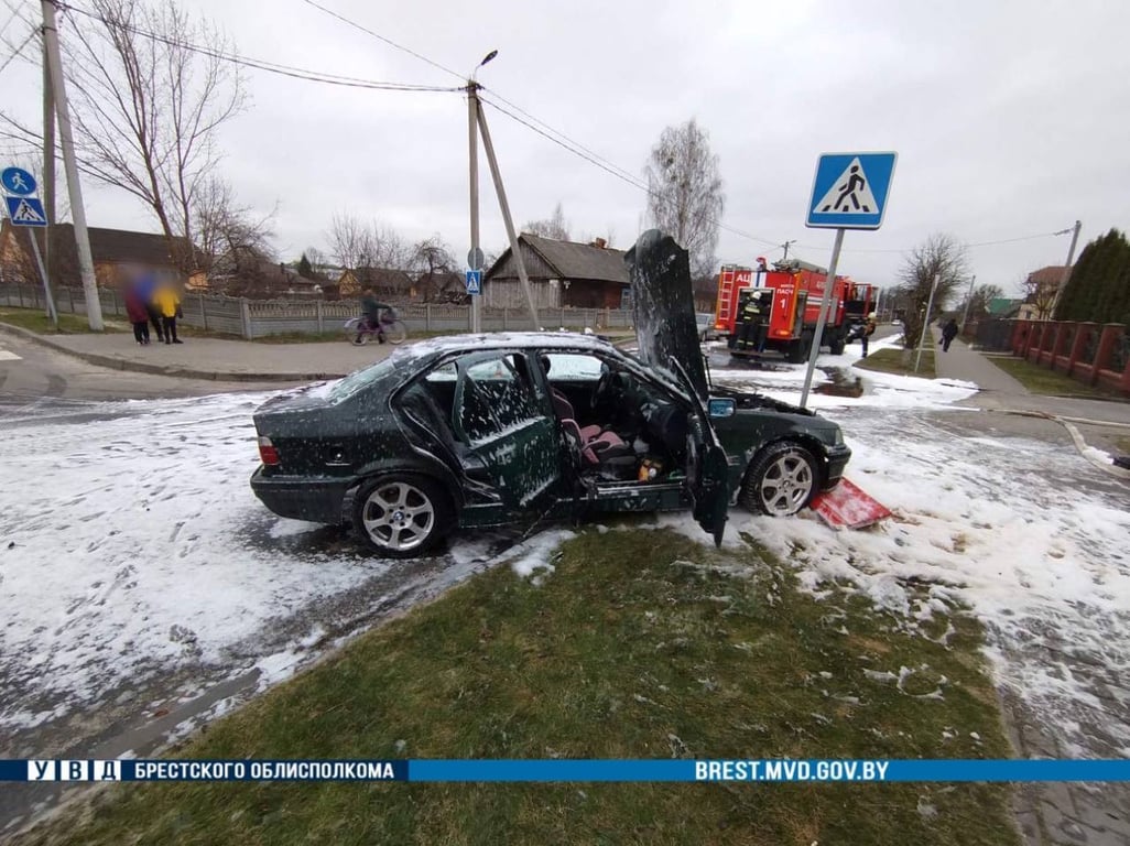 В Малорите загорелся автомобиль BMW