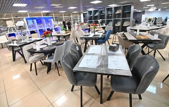 500 кресел в одном месте. В Гомеле открылся новый салон мебели