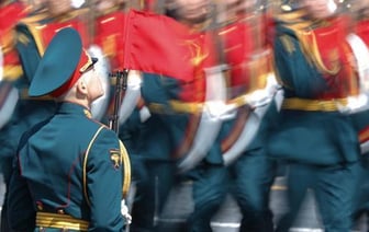 В российских регионах отменили парад Победы к 9 мая
