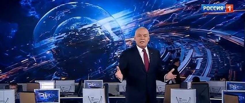 Журналист Дмитрий Киселев хочет взять интервью у Байдена