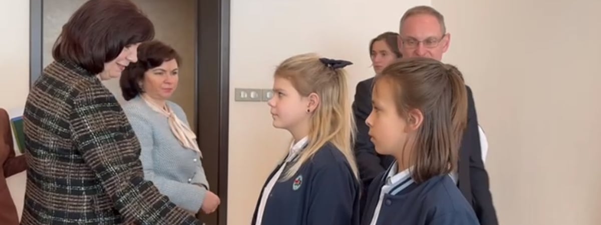 В Минске показали образцы единой школьной формы — Фото