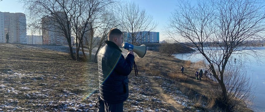 В Могилеве ОСВОД провел рейд на Фатинском заливе — со льда выгнали десятки рыбаков