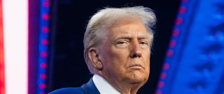 Раскрыты причины, по которым Трамп проявляет интерес к России