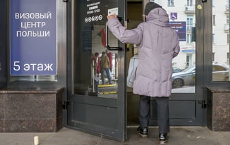 Польша перестала выдавать визы PBH белорусам