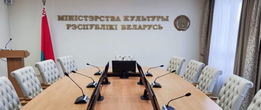 Минкульт отнес гомосексуализм и зоофилию к нетрадиционным половым отношениям